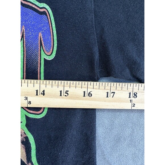 Outkast Black Crewneck Tshirt Tee Pullover Graphic Short Sleeve Mens Small HOLE - Picture 5 of 7